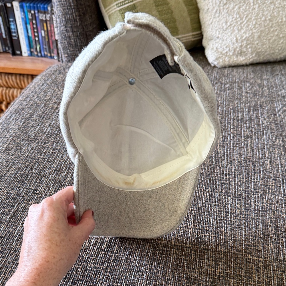 Isabel Marant Light Gray Wool Cap - Picture 3 of 7